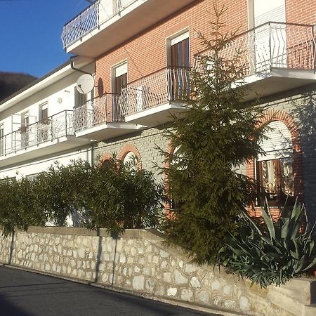 Albergo Al Sole Onzo Exterior foto