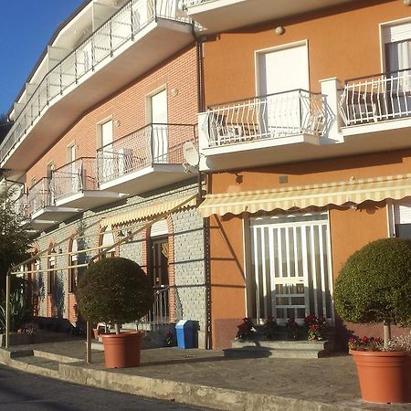 Albergo Al Sole Onzo Exterior foto